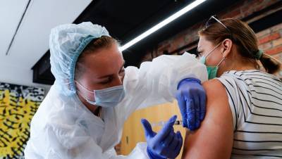 В Ленобласти на 44% увеличилось количество прививок от коронавируса - dp.ru - Санкт-Петербург - Ленобласть обл.