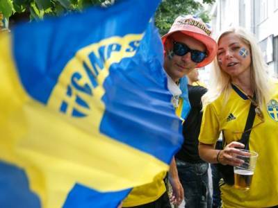 Болельщики могут заболеть: вернувшихся из России фанатов в Швеции ждёт карантин - eadaily.com - Россия - Санкт-Петербург - Финляндия - Швеция