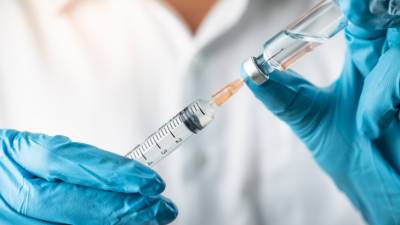 Владислав Мохамед-Али - Эксперт назвал главное противопоказание к вакцинации от COVID-19 - mir24.tv