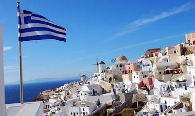 Власти Греции ввели новые антиковидные требования для российских туристов - og.ru - Россия - Греция