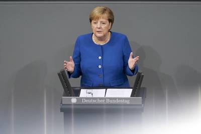 Ангела Меркель - Меркель решила запретить привитым британцам въезд в Евросоюз - vm.ru - Англия - Германия - Евросоюз
