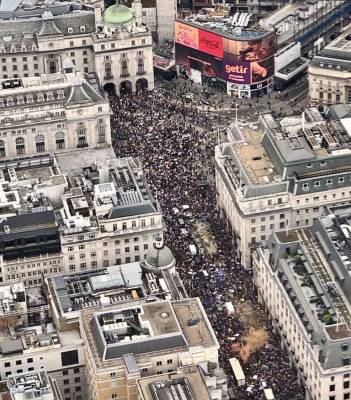 Антикоронавирусные протесты парализовали Лондон: на улицы вышли все - free-news.su - Англия - Лондон