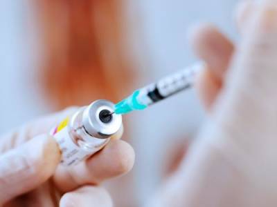 Российская вакцина «Спутник V» не попадёт на европейский рынок раньше сентября - argumenti.ru - Россия