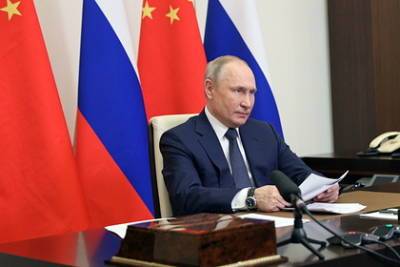 Владимир Путин - Си Цзиньпин - Путин заявил об ожидании рекорда в торговле России с Китаем - lenta.ru - Россия - Китай