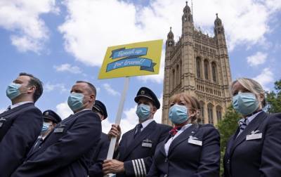 В Британию пришел новый штамм коронавируса - korrespondent.net - Украина - Англия