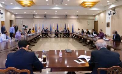 Никос Анастасиадис - Президент встретится с эпидемиологами: ждать ли новых мер? - vkcyprus.com - Кипр - Президент