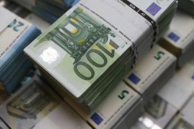 Нил Кашкари - Доллар стабилен к евро и иене - smartmoney.one - Сша