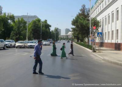 Гурбангулы Бердымухамедов - Нурмухаммед Аманнепесов - После заседания Чрезвычайной комиссии в Ашхабаде усилили контроль за ношением масок - hronikatm.com - Туркмения - Ашхабад - Президент