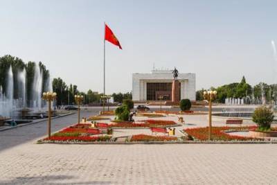 Эмомали Рахмон - Садыр Жапаров - В Киргизии опасаются провокаций на границе с Таджикистаном - argumenti.ru - Киргизия - Таджикистан