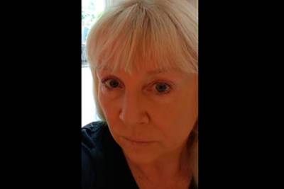 Туристка пожаловалась на отношение «как к преступнице» в карантинном отеле - lenta.ru - Англия - Индонезия