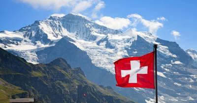 В Швейцарии за сутки никто не умер от COVID-19: впервые за восемь месяцев - dsnews.ua - Швейцария
