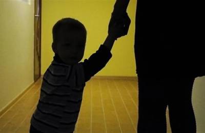 У латвийской семьи в Швеции забрали детей - argumenti.ru - Англия - Швеция