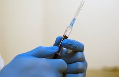 Мэтт Хэнкок - Минздрав Великобритании отчитался о вакцинации половины населения страны - govoritmoskva.ru - Англия