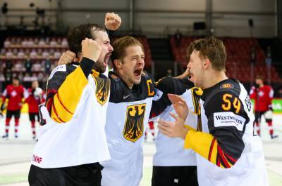 Сборная Германии впервые с 2010 года вышла в полуфинал чемпионата мира по хоккею - obzor.lt - Швейцария - Рига