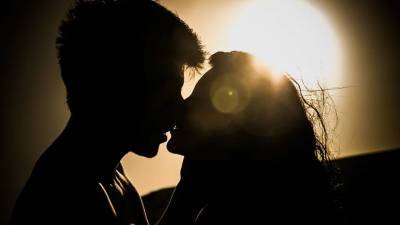 Ученые доказали пользу поцелуев - newdaynews.ru