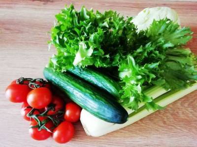 Врач рассказал, какой урон здоровью могут нанести немытые овощи - rosbalt.ru