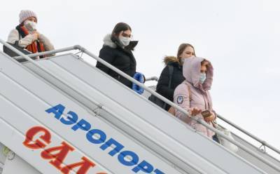 На Ямале введены ограничения на въезд и отпуск, связанные с коронавирусом - znak.com - округ Янао