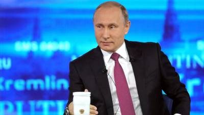 Владимир Путин - Больше миллиона обращений поступило к прямой линии с Путиным - russian.rt.com - Россия - Президент