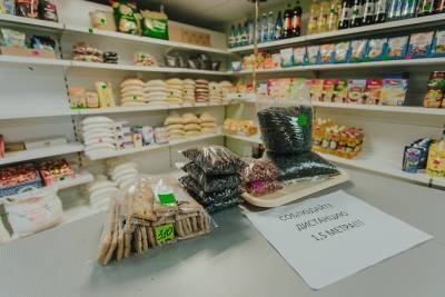 Продавец читинского магазина ушла от сотрудников Роспотребнадзора во время проверки - chita.ru - Чита