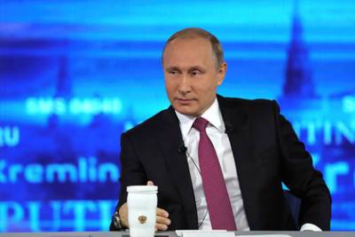 Владимир Путин - Путин рассказал о прививке своей дочери от коронавируса - lenta.ru - Россия