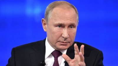 Владимир Путин - Путин назвал вакцину, которой привился от коронавируса - 5-tv.ru - Россия