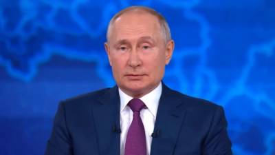 Владимир Путин - Путин: ответа на вопрос, как начнется учебный год, пока нет - piter.tv - Россия