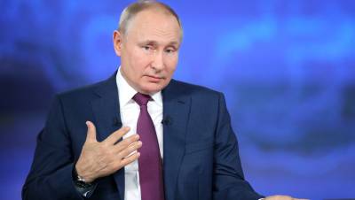 Владимир Путин - Путин ответил на вопрос, почему бананы стоят дороже, чем морковь - gazeta.ru - Россия