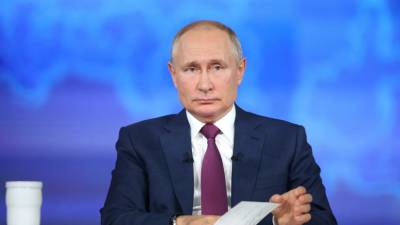 Владимир Путин - Путин прокомментировал ситуацию с поддельными справками о COVID - russian.rt.com - Россия