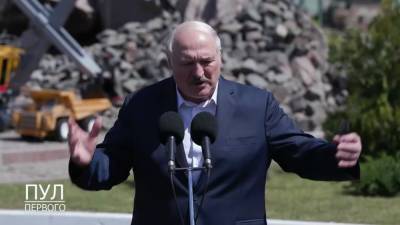 Александр Лукашенко - Лукашенко: мы не можем стать Украиной и воевать против России - sharij.net - Россия - Минск