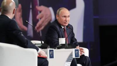 Владимир Путин - Путин объяснил, почему Европа затягивает регистрацию «Спутника V» - gazeta.ru - Россия