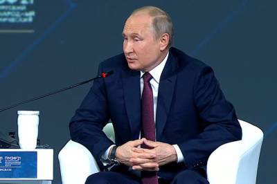 Владимир Путин - Россияне смогут выезжать заграницу осенью -- Путин - infox.ru - Россия - Президент