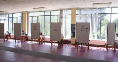 На выборах самоуправлений к 16:00 проголосовало 27,8% избирателей - rus.delfi.lv - Латвия