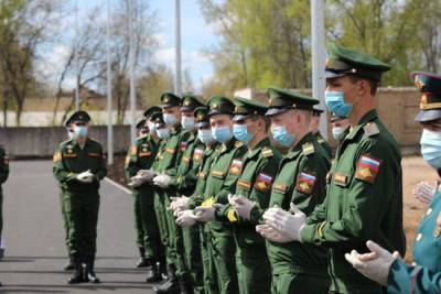Евгений Крюков - Российская армия выработала коллективный иммунитет к Covid-19 - eadaily.com - Россия