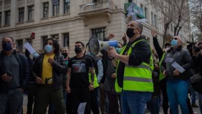 В Стокгольме полиция разогнала митинг против ограничений в связи с пандемией - 5-tv.ru - Испания - Швеция - Стокгольм