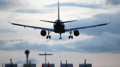 На Кипре рассчитывают скоро возобновить регулярные и чартерные рейсы с РФ - iz.ru - Россия - Израиль - Кипр - Саввас