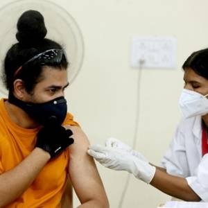 Индия - Взрослое население Индии вакцинируют бесплатно - reporter-ua.com