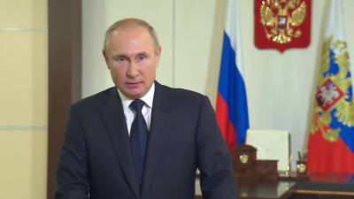 Владимир Путин - Путин: число вызовов постоянно растет, и к ним прибавился коронавирус - vesti.ru