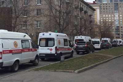 В Покровской больнице в Петербурге назвали причину скопления скорых - abnews.ru - Санкт-Петербург