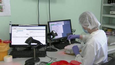 В России доступна тест-система, которая поможет проверить уровень антител к COVID-19 после прививки «ЭпиВакКороной» - 1tv.ru - Россия