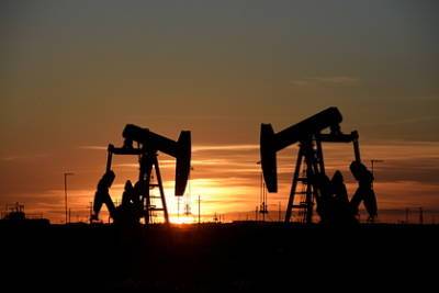 Курс нефти взлетел до максимума - lenta.ru - Лондон
