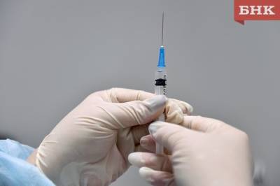 В больницах Сыктывкара и Усинска остановили вакцинацию от ковида - bnkomi.ru - Сыктывкар - Усинск