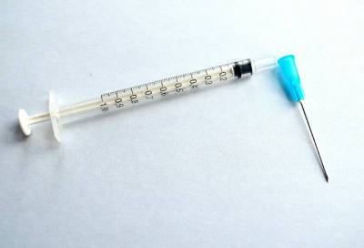 Еще 66 тысяч комплектов вакцины от COVID-19 поступило в Ленобласть - online47.ru - Ленобласть обл.