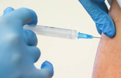 «Однозначно, и это доказано – после прививки заболевание протекает значительно легче». Отвечаем на популярные вопросы о вакцинации от COVID-19 - ont.by - Белоруссия