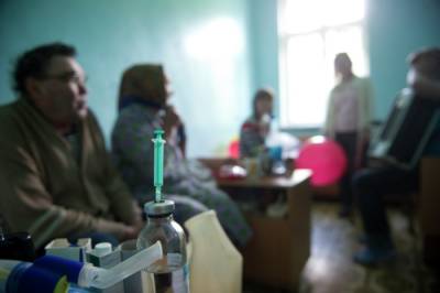 Более 80% проживающих в тюменских домах-интернатах вакцинировали от COVID-19 - interfax-russia.ru - Тюменская обл. - Тюмень