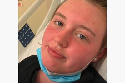 16-летняя девушка рассказала о десяти месяцах страданий из-за коронавируса - lenta.ru - Англия