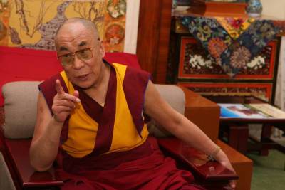 Далай-лама призвал к взаимной ответственности в вопросах вакцинации - mk.ru