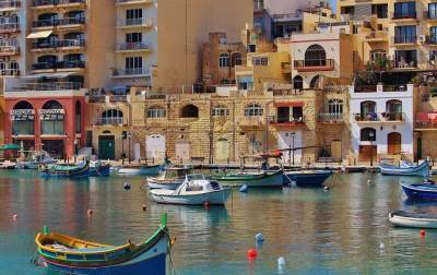 Крис Ферн - Одна из стран ЕС закрывает границы для непривитых туристов и мира - cursorinfo.co.il - Англия - Евросоюз - Мальта