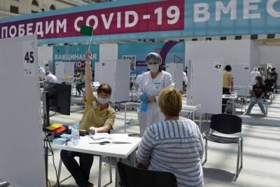 В Москве заработала горячая линия по вопросам вакцинации сотрудников - govoritmoskva.ru - Москва