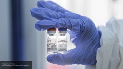 Анна Попова - Глава Роспотребнадзора заявила, что вакцина на 99,3% способна защитить от COVID-19 - newinform.com - Россия