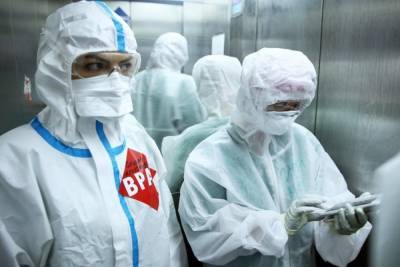 В России выявили 25 082 новых случая коронавируса - mk.ru - Россия